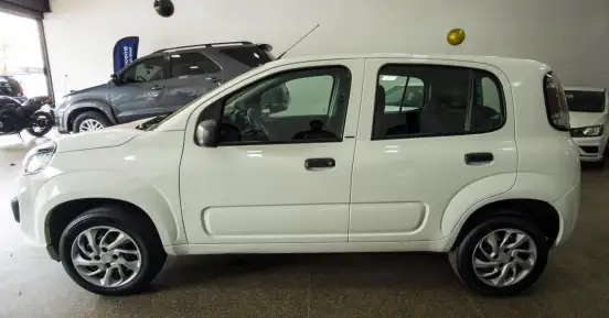 FIAT-UNO-2017
