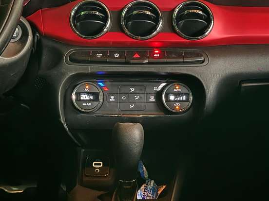 FIAT-ARGO-1.8 E.TORQ FLEX HGT AT6 FIAT-ARGO-2017