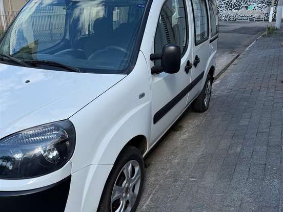 FIAT-DOBLÒ-1.8 MPI ESSENCE 7L 16V FLEX 4P MANUAL FIAT-DOBLÒ-2020
