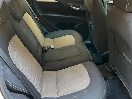 FIAT-LINEA-1.8 ESSENCE 16V FLEX 4P MANUAL FIAT-LINEA-2014