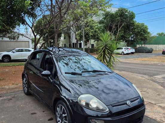 FIAT-PUNTO-1.8 BLACKMOTION 16V FLEX 4P AUTOMATIZADO FIAT-PUNTO-2015
