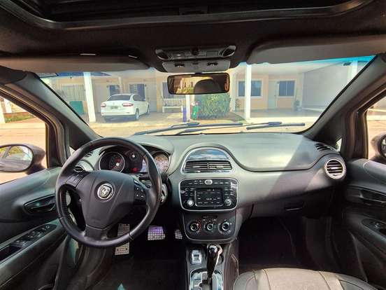 FIAT-PUNTO-1.8 BLACKMOTION 16V FLEX 4P AUTOMATIZADO FIAT-PUNTO-2015