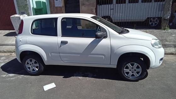 FIAT UNO 1.0 FURGÃO 8V FLEX 2P MANUAL