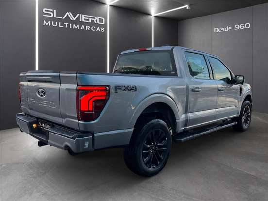 FORD-F-150-5.0 V8 GASOLINA CD LARIAT BLACK FX4 AUTOMÁTICO FORD-F-150-2025