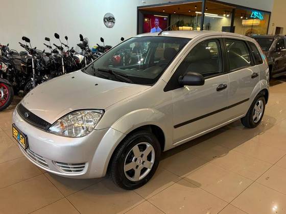 FORD FIESTA 1.0 MPI 8V GASOLINA 4P MANUAL