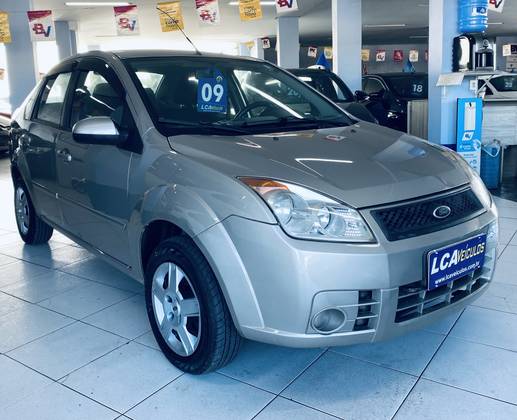 FORD FIESTA 1.0 MPI TREND SEDAN 8V FLEX 4P MANUAL