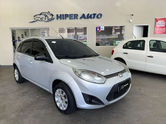 FORD-FIESTA-2013