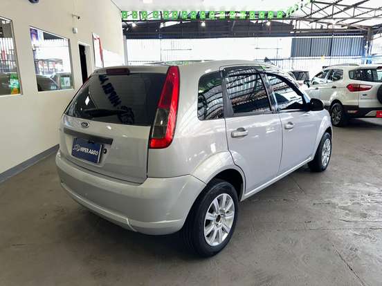 FORD-FIESTA-2013