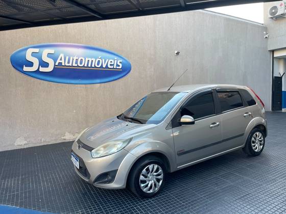 FORD FIESTA 1.6 ROCAM HATCH 8V FLEX 4P MANUAL