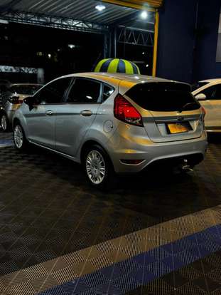 FORD-FIESTA-2017