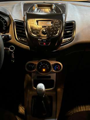 FORD-FIESTA-2017