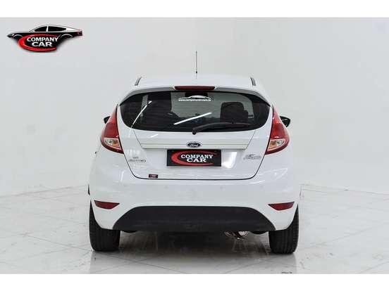 FORD-FIESTA-1.6 SE HATCH 16V FLEX 4P POWERSHIFT FORD-FIESTA-2014