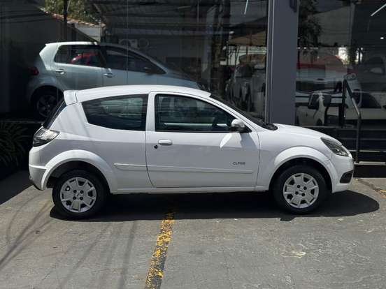 FORD-KA-2013