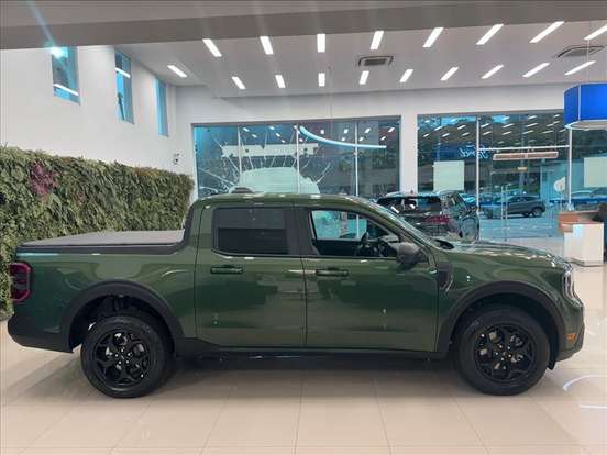 FORD-MAVERICK-2.0 ECOBOOST GASOLINA BLACK AUTOMÁTICO FORD-MAVERICK-2025