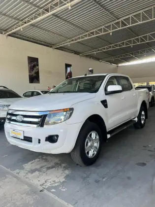 FORD RANGER 2.2 XL 4X4 CD 16V DIESEL 4P MANUAL FORD RANGER 2.2 XL 4X4 CD 16V DIESEL 4P MANUAL