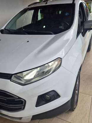 FORD-ECOSPORT-2015