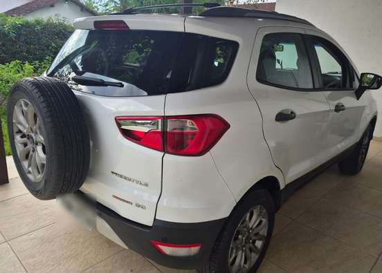 FORD-ECOSPORT-2015
