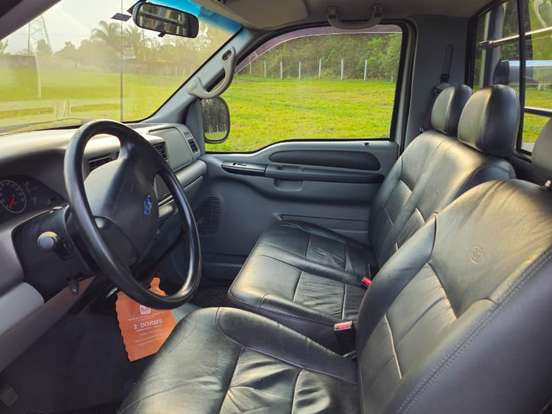 FORD-F-250-3.9 XLT 4X2 CS DIESEL 2P MANUAL FORD-F-250-2010