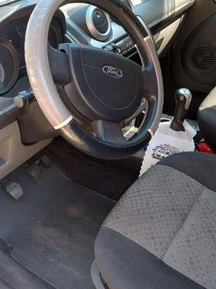 FORD-FIESTA-2010