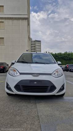 FORD FIESTA 1.6 ROCAM SE 8V FLEX 4P MANUAL