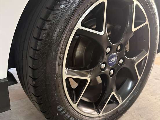 FORD-FOCUS-2.0 TITANIUM 16V FLEX 4P POWERSHIFT FORD-FOCUS-2014