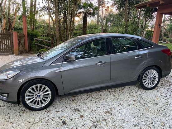FORD-FOCUS-2016