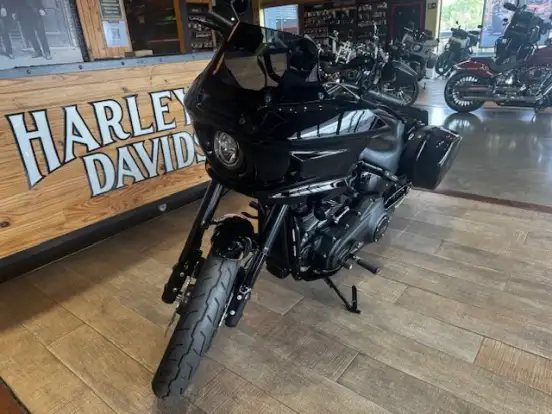 HARLEY-DAVIDSON-LOW RIDER ST-2023
