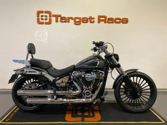 HARLEY-DAVIDSON SOFTAIL BREAKOUT 
