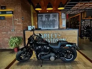 HARLEY-DAVIDSON SOFTAIL FAT BOB 114 HARLEY-DAVIDSON SOFTAIL FAT BOB 114