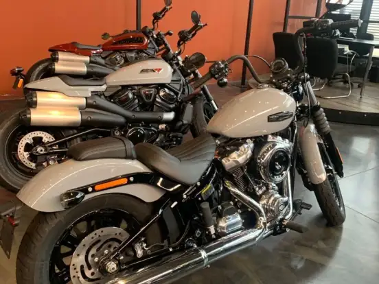 HARLEY-DAVIDSON-STREET BOB HARLEY-DAVIDSON-STREET BOB-2025