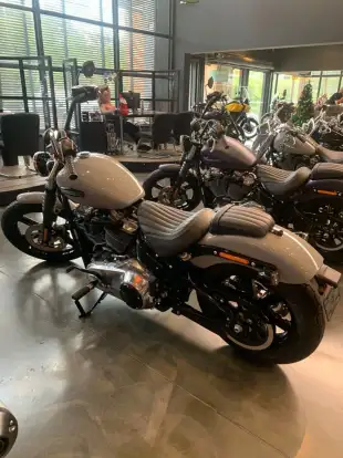 HARLEY-DAVIDSON-STREET BOB HARLEY-DAVIDSON-STREET BOB-2025
