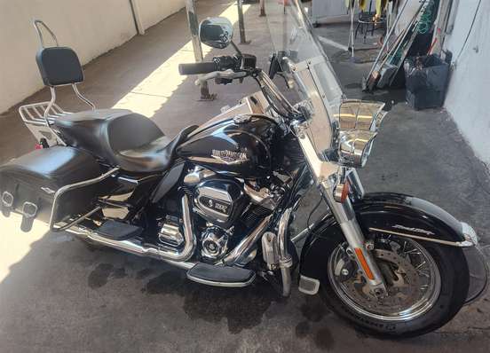 HARLEY-DAVIDSON-ROAD KING CLASSIC-2016