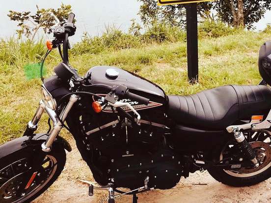 HARLEY-DAVIDSON-SPORTSTER XL 883 R HARLEY-DAVIDSON-SPORTSTER XL 883 R-2008