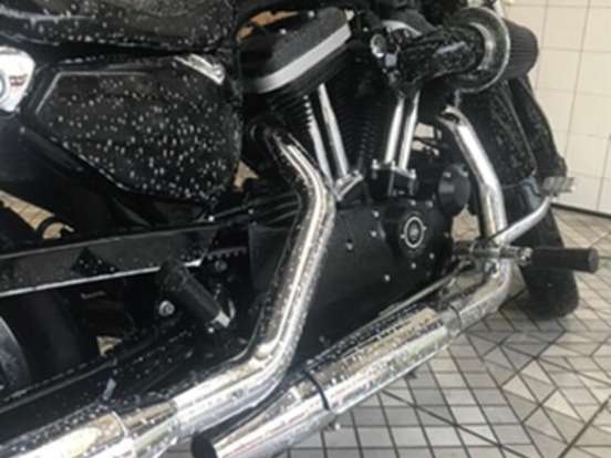 HARLEY-DAVIDSON-SPORTSTER XL 883 R HARLEY-DAVIDSON-SPORTSTER XL 883 R-2008