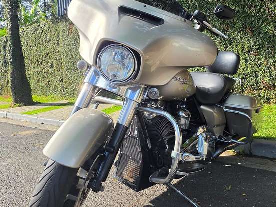 HARLEY-DAVIDSON-STREET GLIDE HARLEY-DAVIDSON-STREET GLIDE-2017