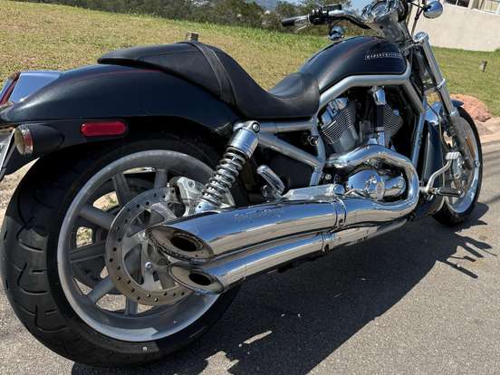 HARLEY-DAVIDSON-V-ROD SCREAMIN EAGLE HARLEY-DAVIDSON-V-ROD SCREAMIN EAGLE-2005