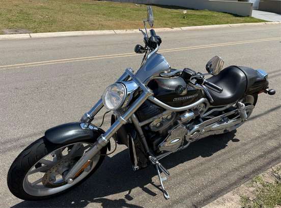 HARLEY-DAVIDSON-V-ROD SCREAMIN EAGLE-2005