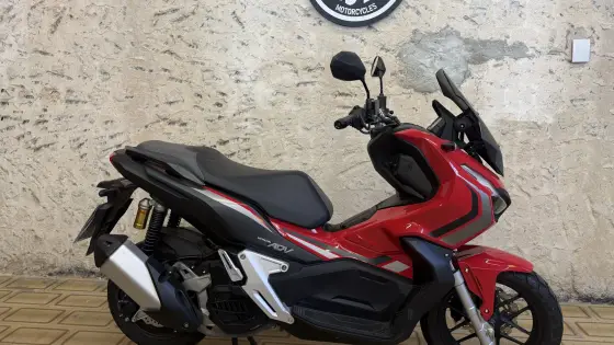 HONDA ADV 