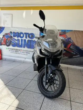 HONDA ADV 