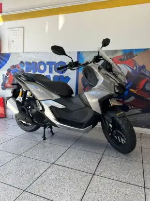 HONDA-ADV-2025