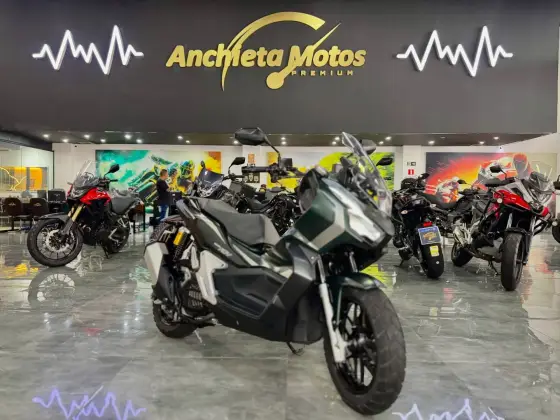 HONDA ADV 