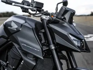 HONDA CB 750 HORNET 