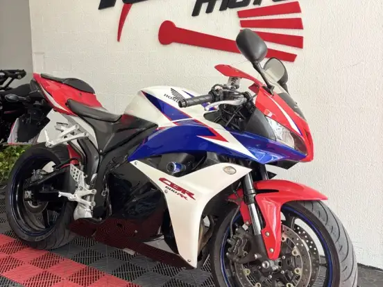 HONDA-CBR 600RR HONDA-CBR 600RR-2010