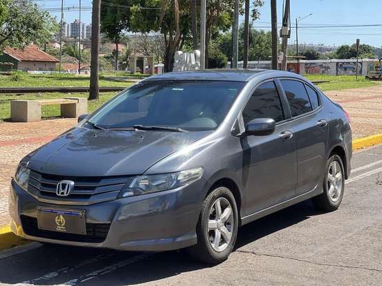 HONDA-CITY-1.5 LX 16V FLEX 4P AUTOMÁTICO HONDA-CITY-2011