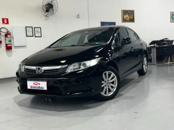 HONDA CIVIC 1.8 LXS 16V FLEX 4P AUTOMÁTICO