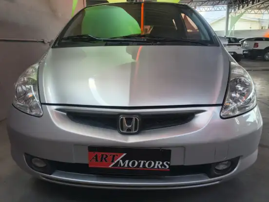 HONDA-FIT-2005