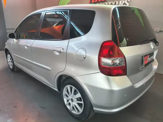 HONDA-FIT-1.4 LXL 16V FLEX 4P AUTOMÁTICO HONDA-FIT-2005