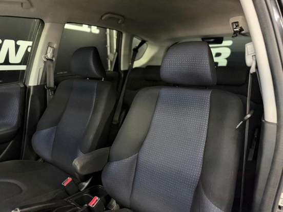 HONDA-FIT-2011