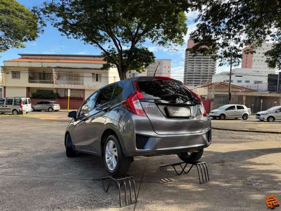 HONDA-FIT-2015
