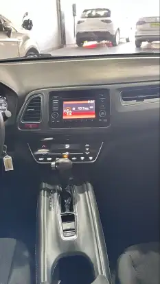 HONDA-HR-V-2016